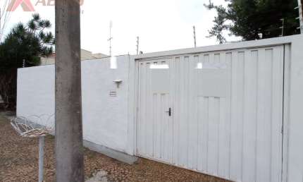 Casa com 4 quartos para alugar na Rua Jacinto Favoreto, 1159, Jardim Lutfalla, São Carlos