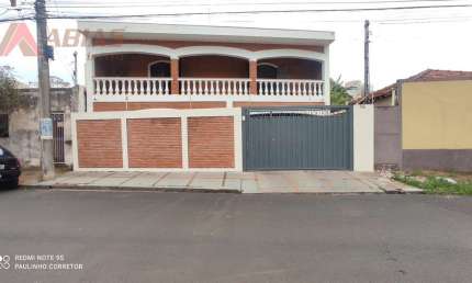 Casa com 3 quartos à venda na Rua Conde do Pinhal, 1382, Jardim São Carlos, São Carlos