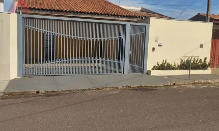 Casa com 3 quartos à venda na Rua Homero de Oliveira, 343, Parque Fehr, São Carlos