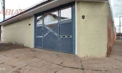 Casa com 3 quartos à venda na Rua Professor Helvídeo Gouvea, 331, Vila Boa Vista, São Carlos