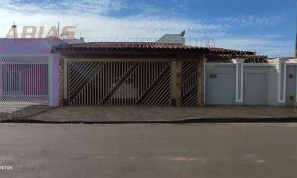 Casa com 3 quartos à venda na Rua Rosa Lea Ferrari Lisboa, 222, Jardim Acapulco, São Carlos