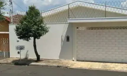 Casa com 3 quartos à venda na Rua Josué Marques Martins, 3680, Vila Nery, São Carlos