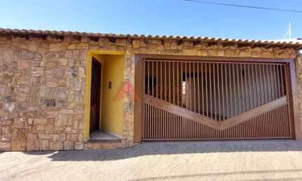 Casa com 3 quartos à venda na Rua Santa Isabel, 217, Vila Izabel, São Carlos