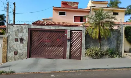 Casa com 3 quartos à venda na Rua João Ramalho, 607, Jardim Centenário, São Carlos