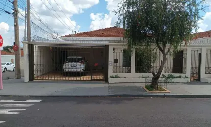 Excelente residência - 3 quartos com armários - Boa Vista