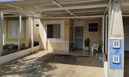 Descubra o seu novo lar no condomínio Moradas I, em São Carlos! São 40,91 m² de área útil, ideal para quem busca conforto e praticidade. Com 2 dormitórios, um banheiro , quintal e churrasqueira, é per
