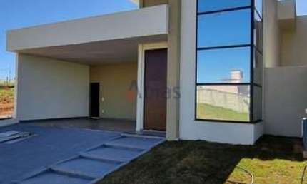 Casa Condomínio Monte dos Araucárias - Bairro Parque Faber Castell II - São Carlos