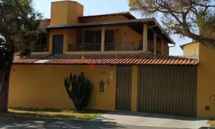 Casa Sobrado à Venda em São Carlos - Parque Santa Marta