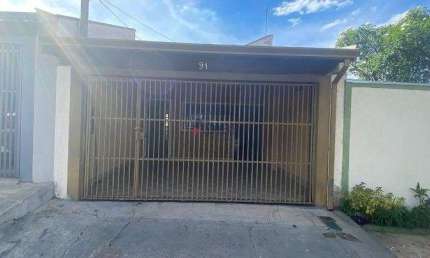 Casa à Venda em Parque Primavera - 2 Dorms, 130m² por R$320k
