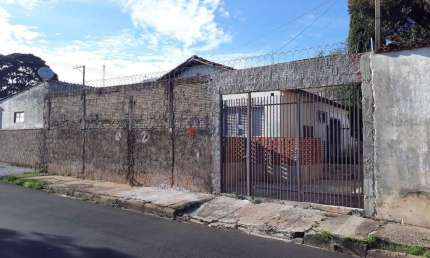 Casa com 3 quartos à venda na Rua Décio Osio, 446, Vila Nossa Senhora de Fátima, São Carlos