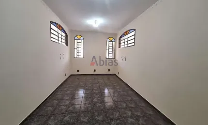 Casa com 3 quartos para alugar na Alameda dos Miosótis, 136, Cidade Jardim, São Carlos