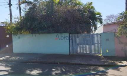Casa à Venda em São Carlos: 3 Dormitórios e 150m² por R$452.000