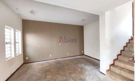 Casa com 3 quartos para alugar na Avenida Paulo de Arruda Correa da Silva, 102, Recreio dos Bandeirantes, São Carlos