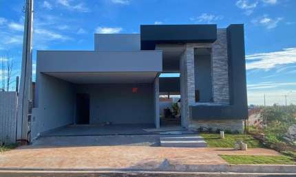 Casa à Venda em Residencial Recanto do Sábia- 174m² em São Carlos