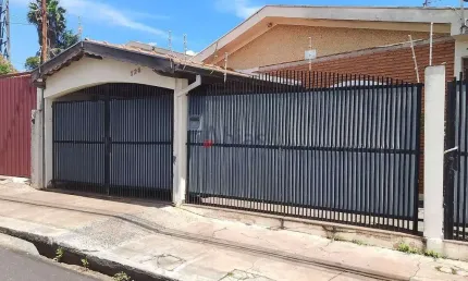 Casa à Venda em Vila Prado - 2 Dorms, 109m² por R$460 mil
