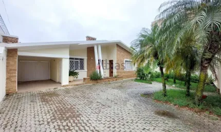 Casa Comercial em Vila Monteiro (gleba I) - São Carlos, SP
