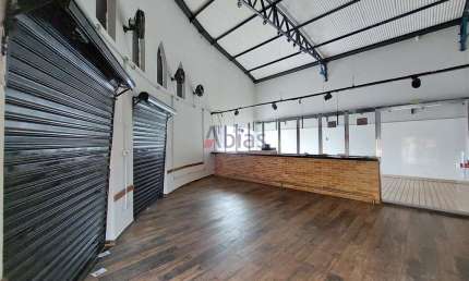 Ponto comercial para alugar na Rua Júlio Faga, 284, Jardim Bandeirantes, São Carlos