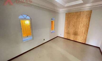 Casa com 3 quartos para alugar na Rua Desembargador Júlio Faria, 387, Vila Prado, São Carlos