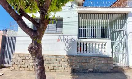 Casa com 3 quartos para alugar na Rua Antônio de Almeida Leite, 340, Vila Prado, São Carlos