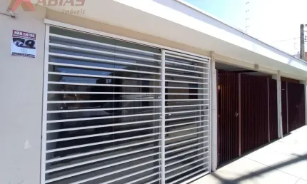 Casa com 3 quartos à venda na Rua Rafael de Senzi, 250, Jardim São João Batista, São Carlos