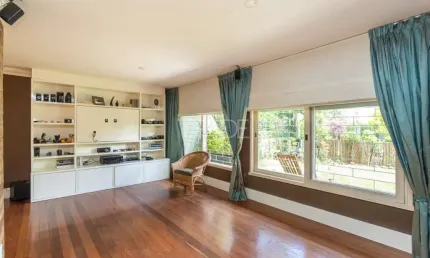 Casa com 3 quartos à venda na Rua Vicente Failace, 239, Tristeza, Porto Alegre por R$ 2.099.000