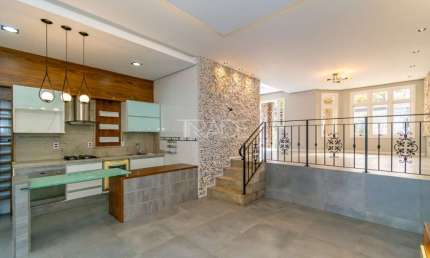 Casa com 3 quartos à venda na Rua Edilson João Prola, 26, Ipanema, Porto Alegre por R$ 790.000