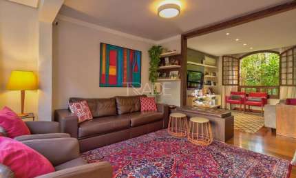 Casa em condomínio fechado com 4 quartos à venda na Avenida Cai, 303, Cristal, Porto Alegre por R$ 1.200.000