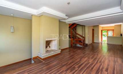 Casa com 3 quartos à venda na Rua Almirante Mariath, 168, Tristeza, Porto Alegre por R$ 990.000