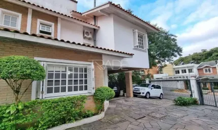 Casa em condomínio fechado com 3 quartos à venda na Rua General Tadeusz Kosciuszko, 225, Jardim Isabel, Porto Alegre por R$ 640.000