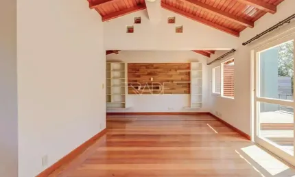 Casa com 3 quartos à venda na Rua dos Guaranis, 154, Espírito Santo, Porto Alegre por R$ 690.000