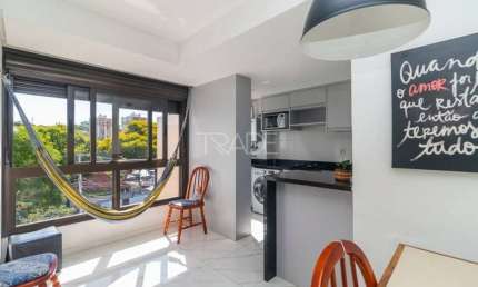 Apartamento com 2 quartos à venda na Rua Coronel Aristides, 18, Cristal, Porto Alegre por R$ 430.000