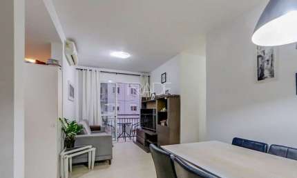 Apartamento com 3 quartos à venda na Rua Doutor Barcelos, 2434, Camaquã, Porto Alegre por R$ 395.000