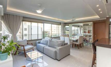 Apartamento com 3 quartos à venda na Avenida da Cavalhada, 5730, Cavalhada, Porto Alegre por R$ 875.000