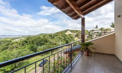 Casa com 2 quartos à venda na Rua Doutor Arnaldo da Silva Ferreira, 115, Jardim Isabel, Porto Alegre por R$ 1.800.000