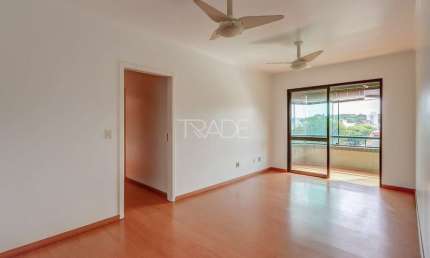 Apartamento com 2 quartos à venda na Rua José de Alencar, 1276, Menino Deus, Porto Alegre por R$ 530.000