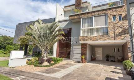 Casa em condomínio fechado com 3 quartos à venda na Rua Ivo Walter Kern, 599, Hípica, Porto Alegre por R$ 1.590.000