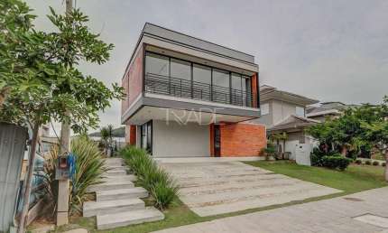 Casa em condomínio fechado com 4 quartos à venda na Estrada das Três Meninas, 2000, Vila Nova, Porto Alegre por R$ 2.490.000