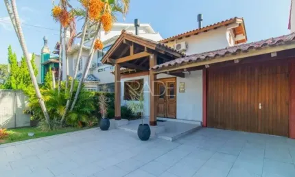Casa com 3 quartos à venda na Rua Engenheiro Otacílio Oliveira, 207, Ipanema, Porto Alegre por R$ 630.000