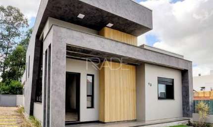 Casa em condomínio fechado com 3 quartos à venda na Rua Carlos Maximiliano Fayet, 430, Hípica, Porto Alegre por R$ 729.000