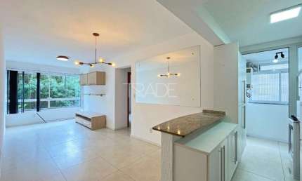 Apartamento com 2 quartos à venda na Rua Wilson Adnislen Freitas de Paiva, 41, Cristal, Porto Alegre por R$ 310.000