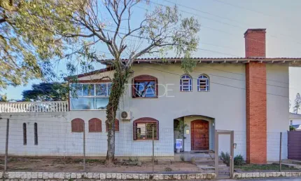 Casa com 3 quartos à venda na Rua Burum, 30, Vila Assunção, Porto Alegre por R$ 1.090.000