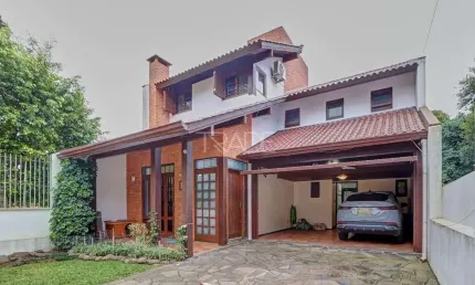Casa com 3 quartos à venda na Rua Almirante Delamare, 170, Tristeza, Porto Alegre por R$ 1.200.000