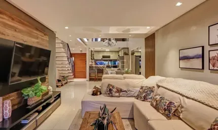 Casa com 3 quartos à venda na Rua Claudio da Silva Pinto, 402, Espírito Santo, Porto Alegre por R$ 715.000