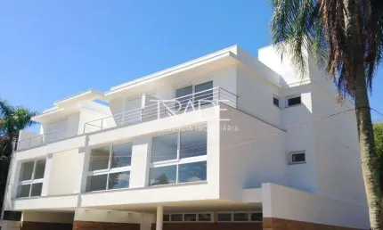 Casa em condomínio fechado com 3 quartos à venda na Rua José Pedro de Moura, 94, Jardim Isabel, Porto Alegre por R$ 994.000