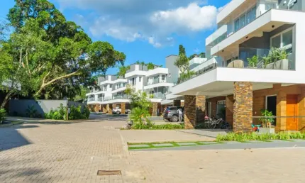Casa em condomínio fechado com 3 quartos à venda na Avenida Coronel Marcos, 1239, Pedra Redonda, Porto Alegre por R$ 2.790.000