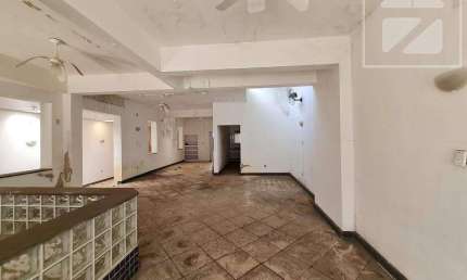 Casa para aluguel com 220 m², 1 quarto em Centro, Campinas