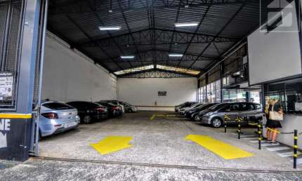 Salão para aluguel com 356 m², 16 vagas em Centro, Campinas