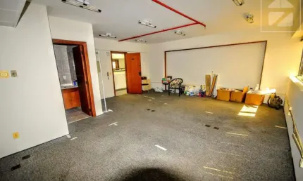 Sala comercial para alugar na Avenida José de Souza Campos, Cambuí, Campinas