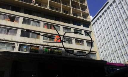 Sala comercial à venda e locação no bairro Centro em Campinas.