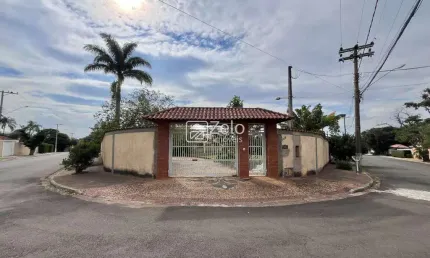 Casa em Condomínio à venda com 700 m², 4 quartos 4 vagas em Parque Xangrilá, Campinas